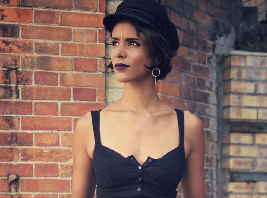Nouvelle Star : Shy'm montre accidentellement sa petite culotte