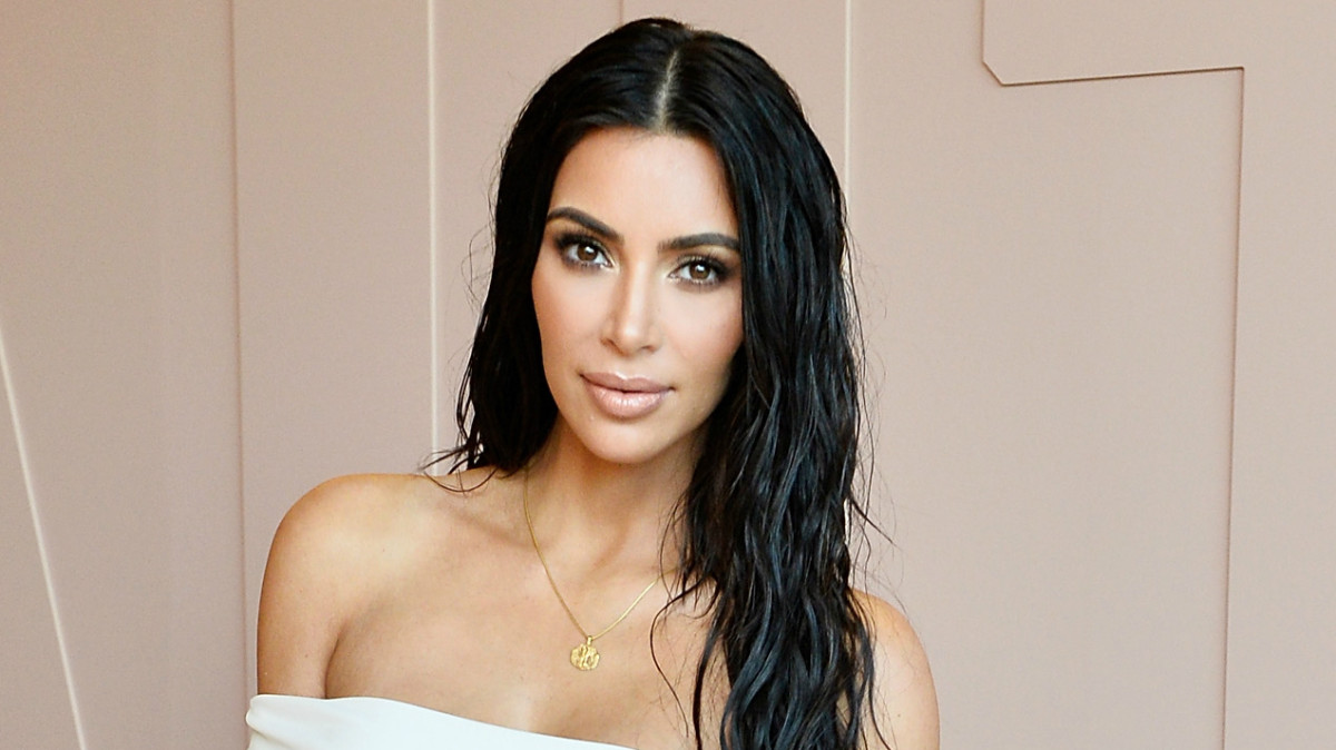 Kim Kardashian, ultra sexy dans une nouvelle photo topless !