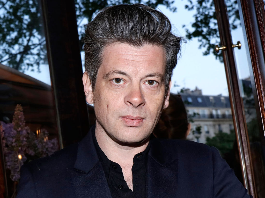 Nouvelle Star : Benjamin Biolay nie avoir touché 500 000 euros et tacle Maxime Guény !