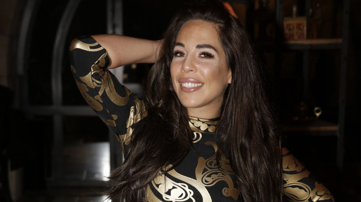 Les Vacances des Anges 2 : Kim Glow répond à Sarah Fraisou... et la traite de « Grosse vache » !