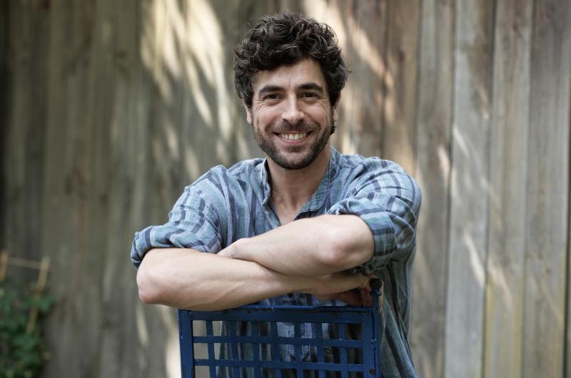 Agustin Galiana : le vainqueur de &quot;Danse avec les stars&quot; travaille sur son premier album