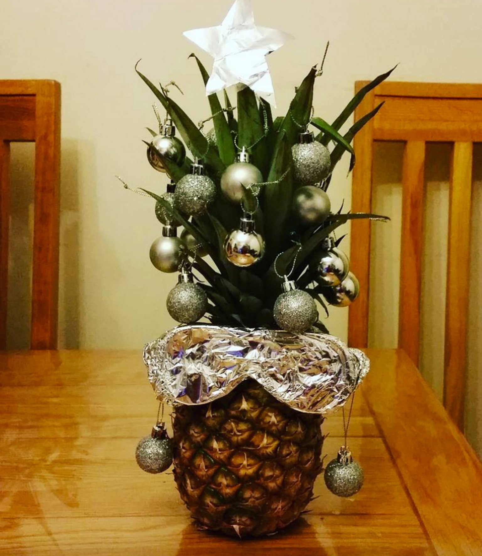 Noël 2017 : Dites au revoir au sapin et bonjour à l’ananas !