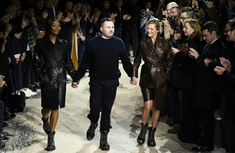 Mode: Kate Moss et Naomi Campbell sur le podium de Vuitton homme