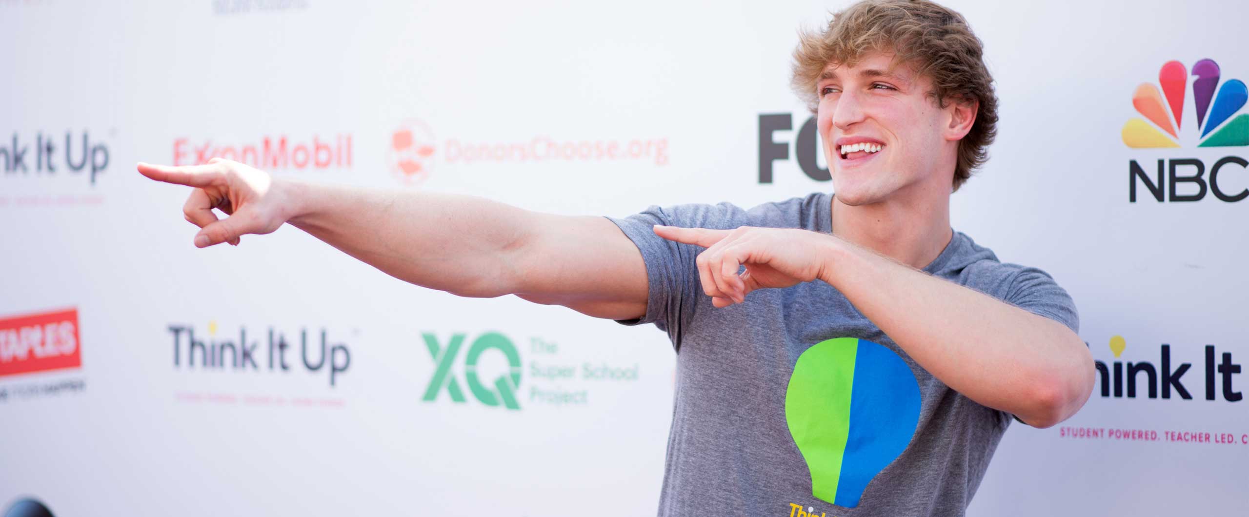 Logan Paul offre 1 million de dollars pour la prévention contre le suicide