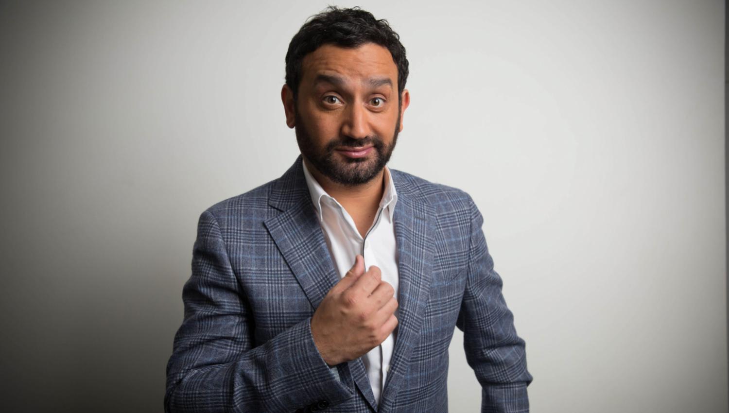 Cyril Hanouna répond aux critiques sur la Légion d’honneur de son père