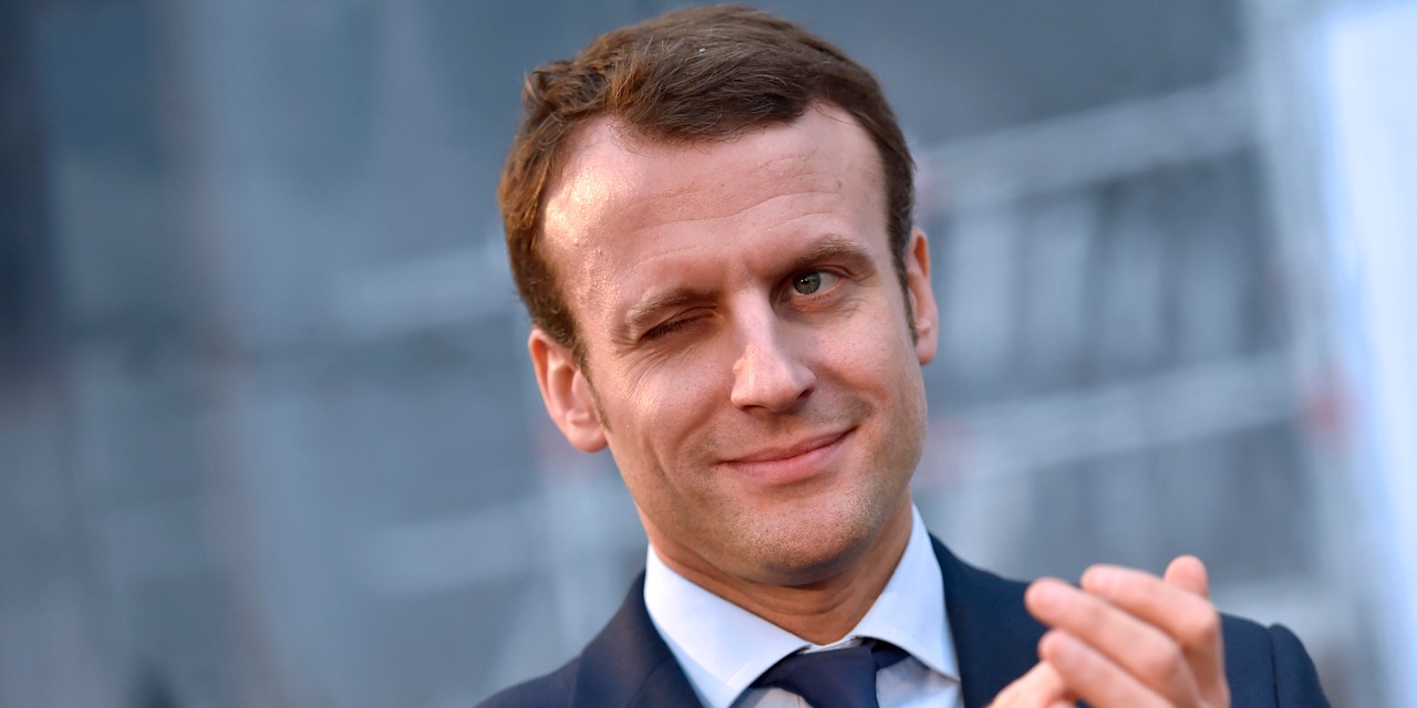 Emmanuel Macron a écrit un livre « un petit peu cochon »...