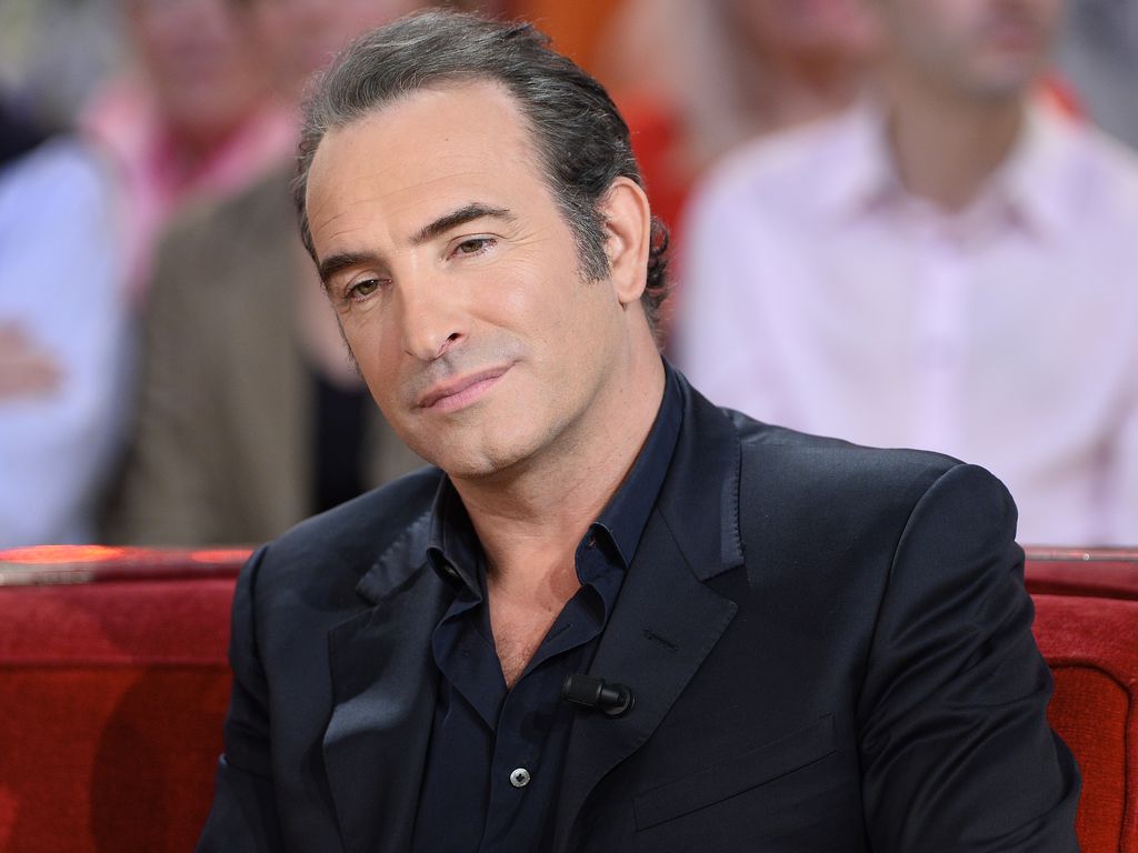 Jean Dujardin affirme avoir souvent été assimilé à ses personnages « crétins » ou « lâches »