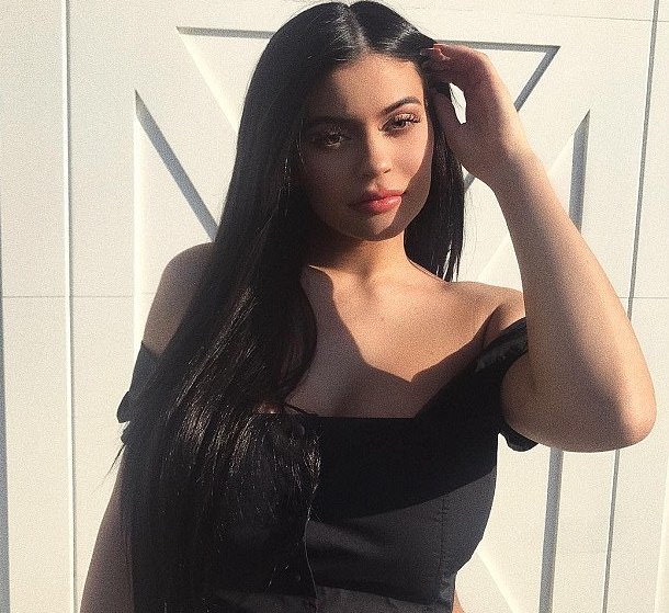 Kylie Jenner prête à faire son come back à la naissance de son bébé ?