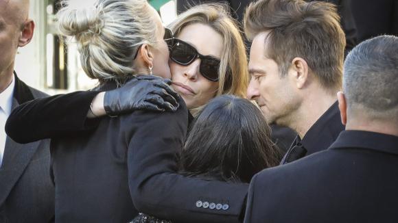 Laeticia Hallyday vs Laura et David : La teneur de leurs SMS échangés avant la mort du chanteur révélée