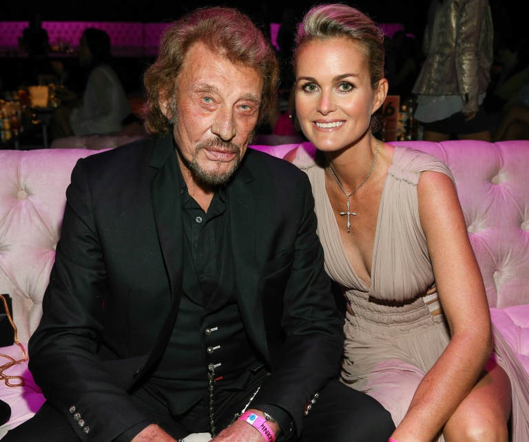 Johnny Hallyday, une &quot;belle-famille&quot; tr&amp;egrave;s pr&amp;eacute;sente