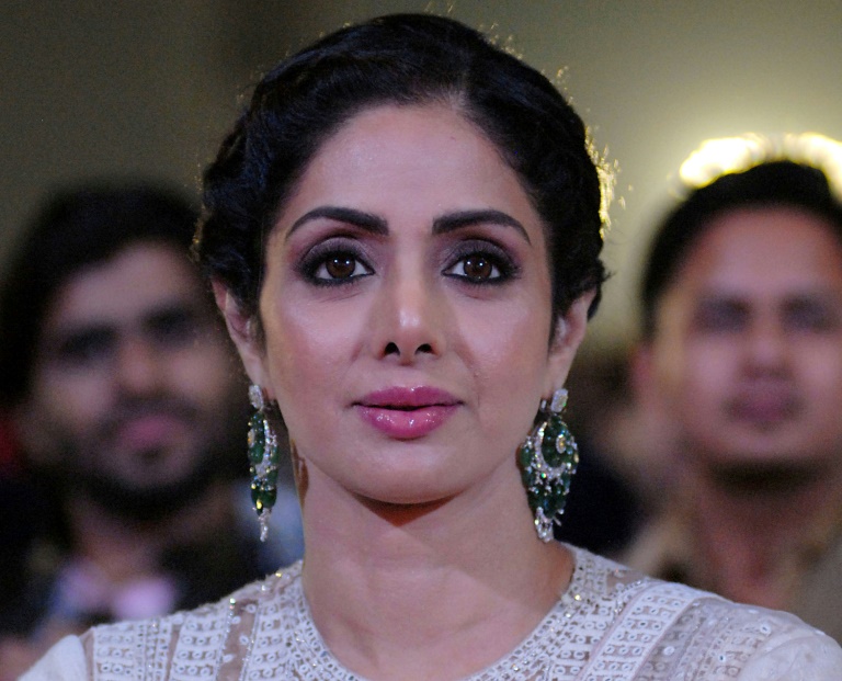 L'Inde pleure la star de Bollywood Sridevi