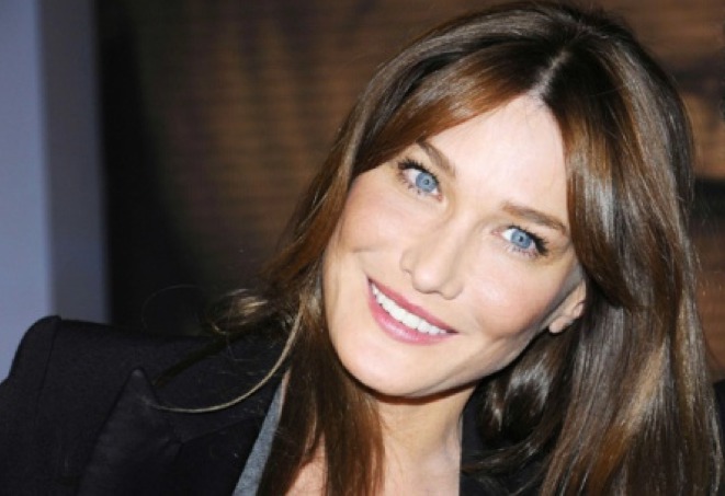 Carla Bruni partage une photo adorable  de sa fille, et fait fondre Internet !