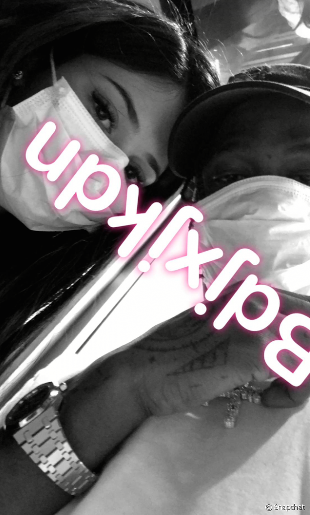 Kylie Jenner et Travis Scott : leur tout premier selfie depuis la naissance de Stormi
