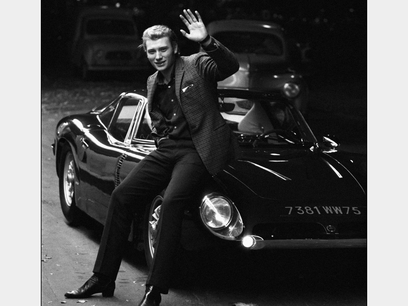 Johnny Hallyday : pourquoi sa voiture de luxe n’a pas trouvé preneur aux enchères