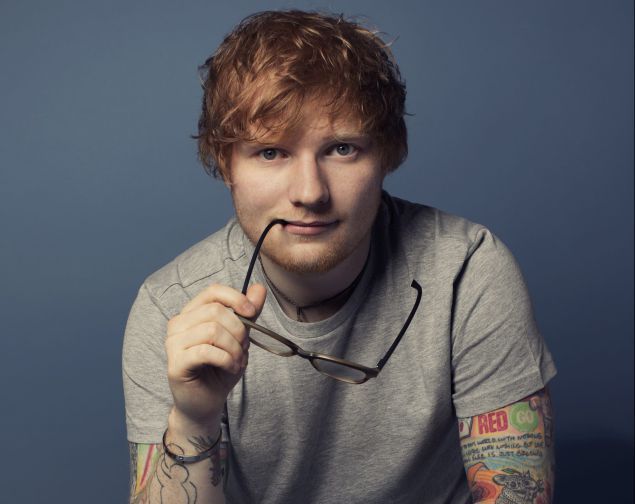 Ed Sheeran ne veut plus faire de la pop ! Sa maison de disques en panique