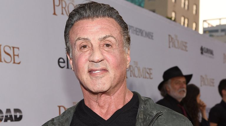 Sylvester Stallone : Ne croyez pas les rumeurs, l'acteur n'est pas mort !
