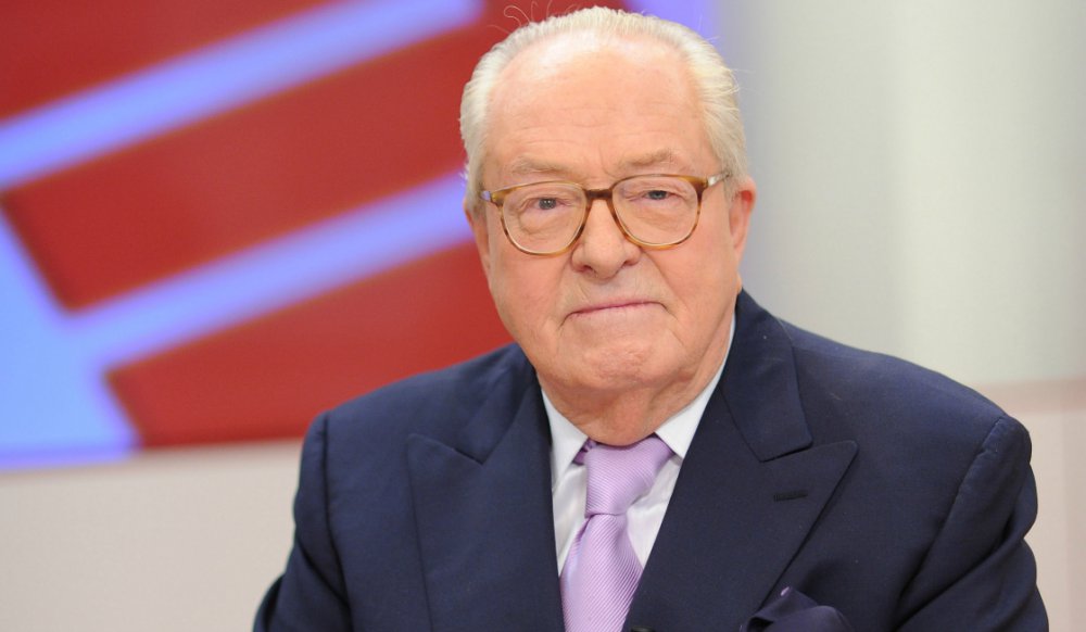 Jean-Marie Le Pen tacle sa fille Marine : « J’ai pitié d’elle »