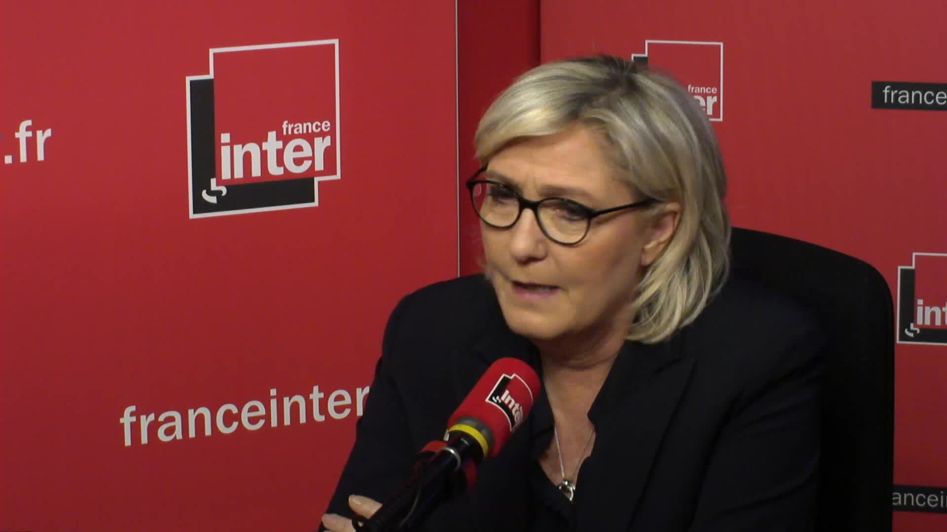 Marine Le Pen quitte précipitamment une émission de radio à cause d’une blague sur sa nièce !