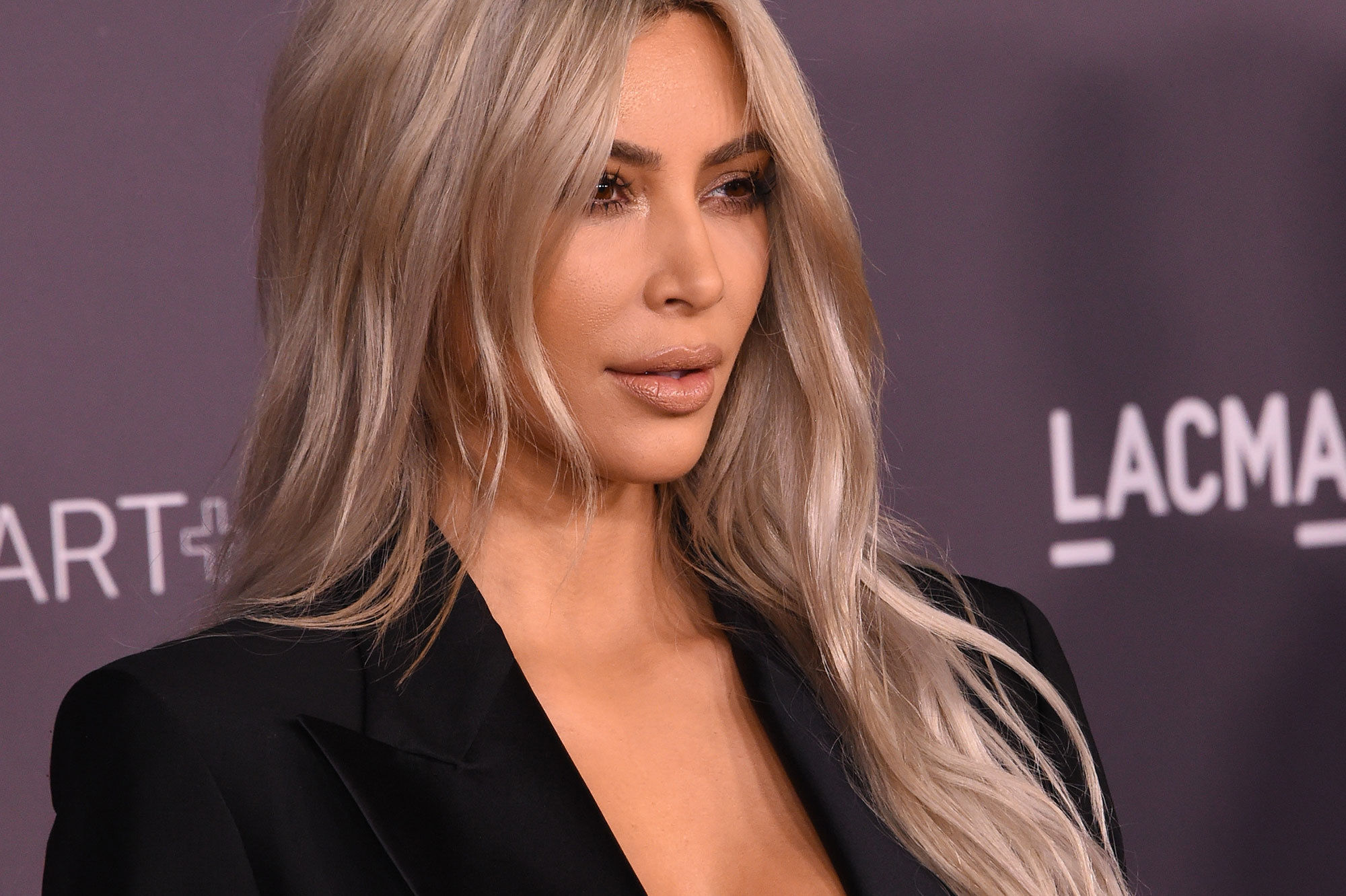Kim Kardashian topless sur Instagram : Le cliché qui choque les internautes