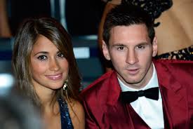 Lionel Messi est papa pour la troisième fois ! Découvrez le premier cliché de son bébé
