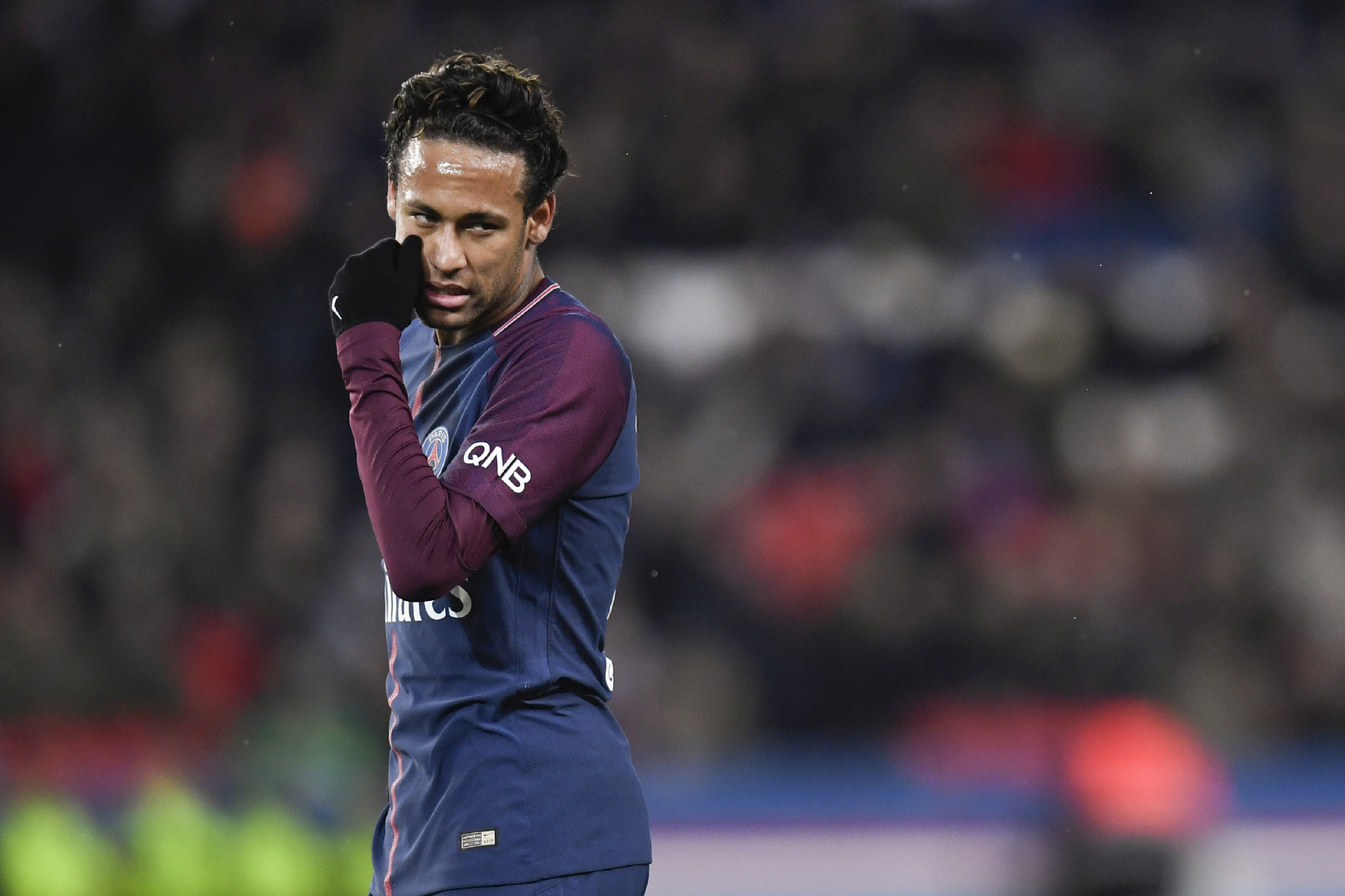 Neymar : Son hommage à Stephen Hawking ne passe pas du tout