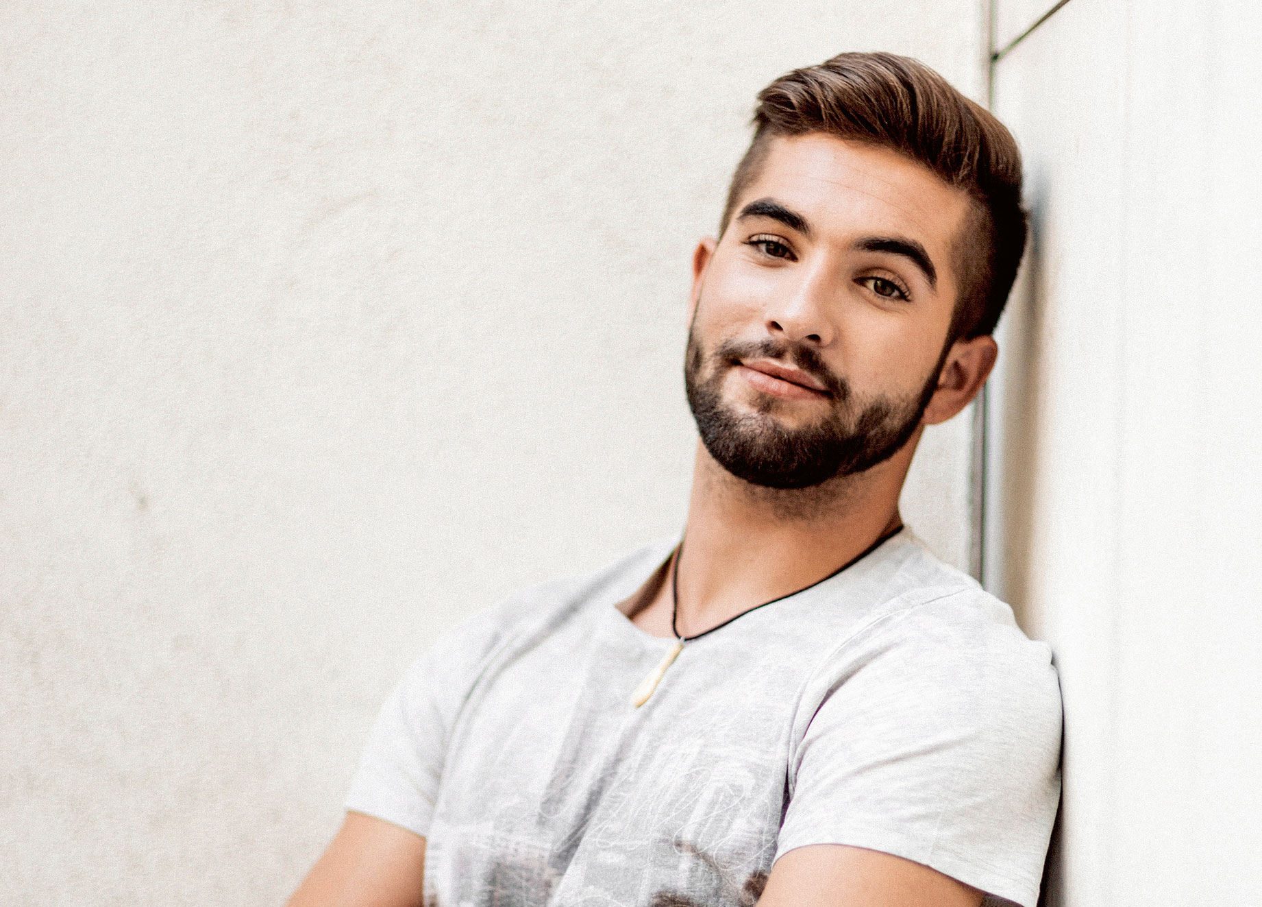 Kendji Girac revient sur la scène musicale avec son nouveau single "Maria Maria"