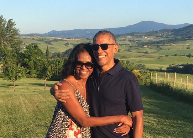 Michelle et Barack Obama envoient une lettre d'excuses au petit ami de leur fille !