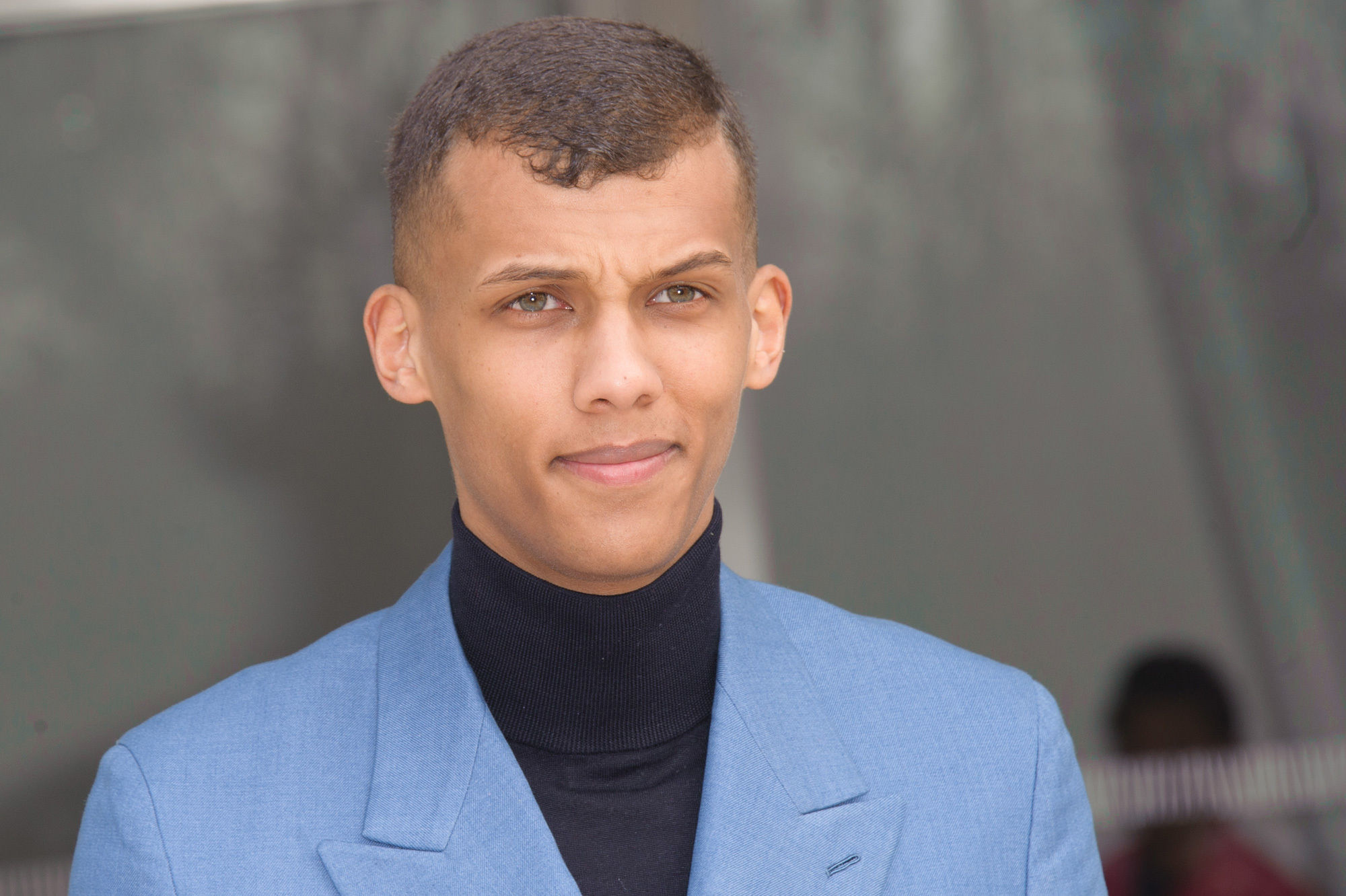 Stromae donne les raisons de son absence à Laurent Delahousse !