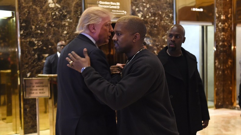 Kanye West déclare sa flamme à son « frère » Donald Trump...