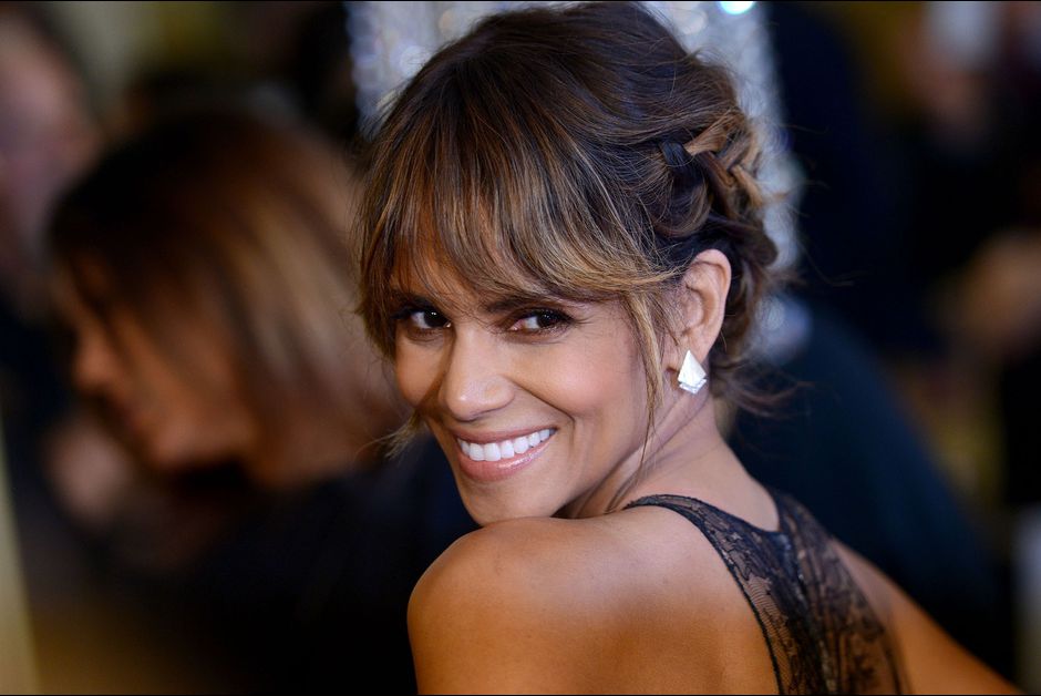 Halle Berry : elle met le feu en lingerie sexy sur Instagram !