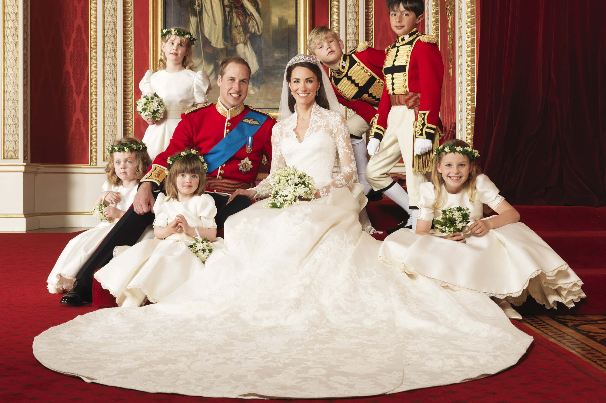 Vous avez toujours rêvé de vous offrir la robe de mariée de Kate Middleton ? Désormais c'est possible !