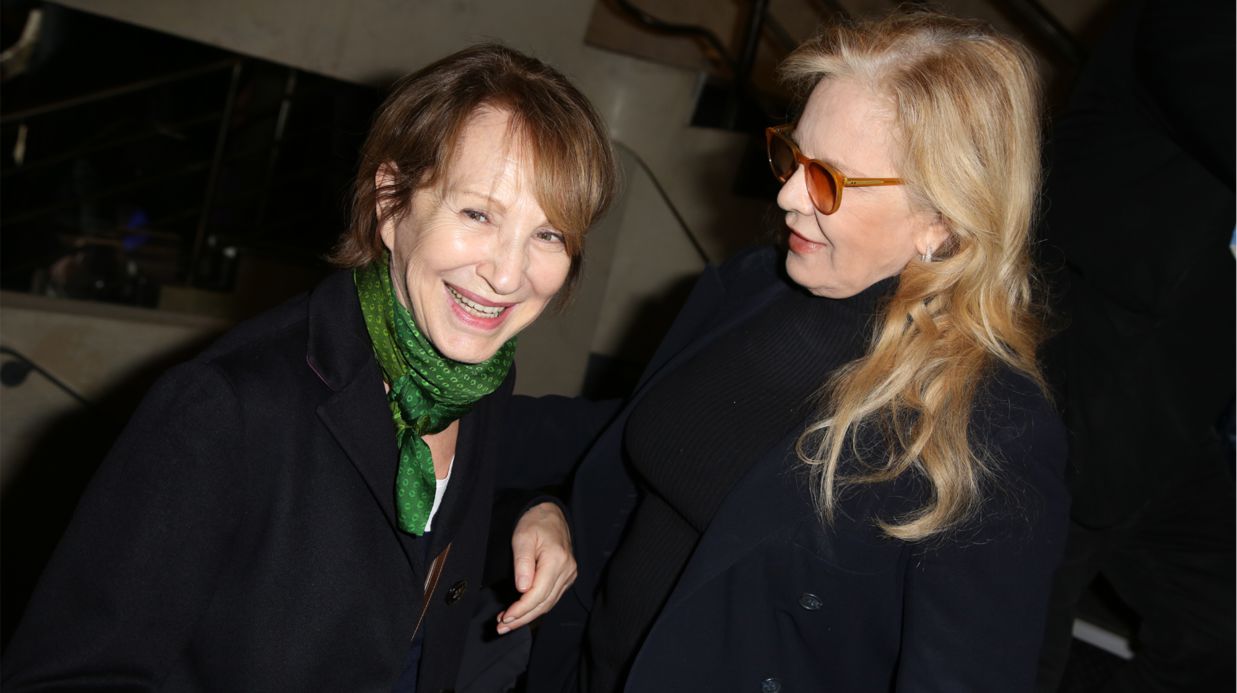 Nathalie Baye et Sylvie Vartan plus complices que jamais le temps d'un hommage