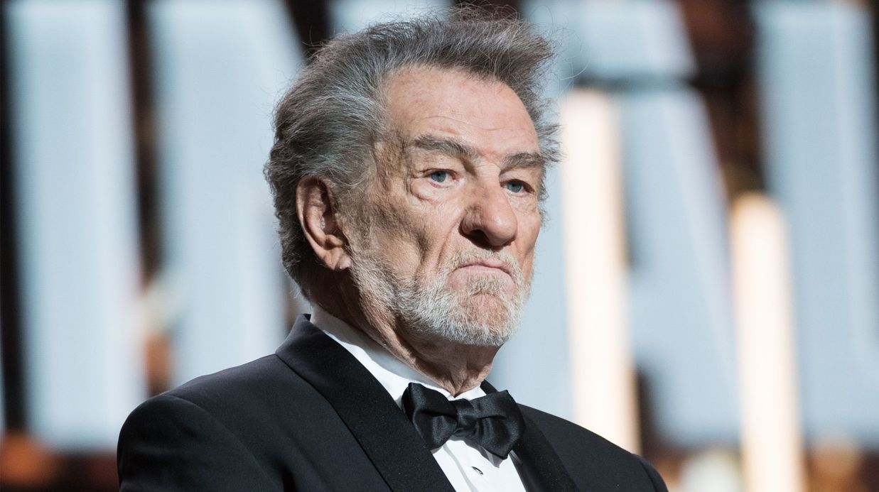 An­ni­ver­saire de Johnny Hallyday : Pourquoi Eddy Mitchell refuse d’al­ler à St Barth