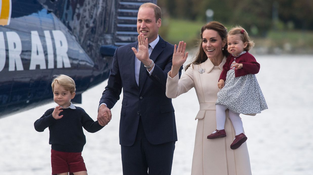 Kate Middleton et le prince William rattrapés par leur passé : Découvrez les clichés qu'ils auraient préféré oublier !