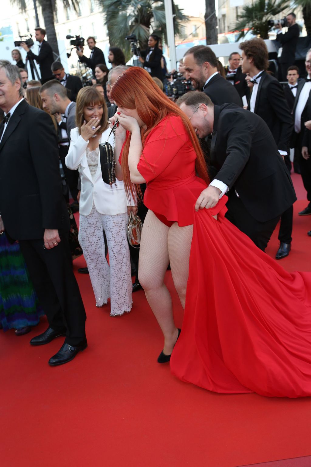 Cannes 2018 : Une starlette expulsée, une invitée en petite culotte... Les ratés du tapis rouge !