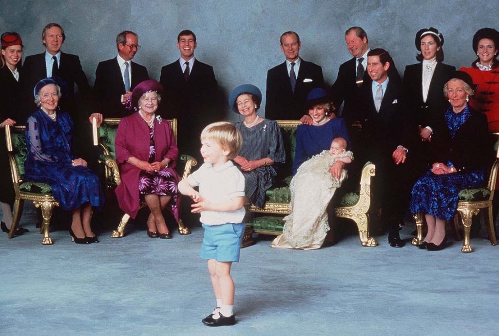 Meghan Markle et le prince Harry : Leur touchant hommage à Lady Diana sur les photos officielles de leur mariage