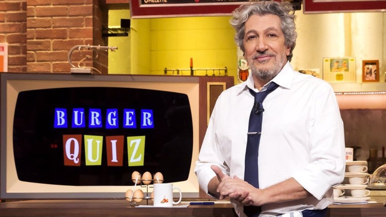 Alain Chabat en colère : Il accuserait Arthur d’avoir plagié Burger Quiz !