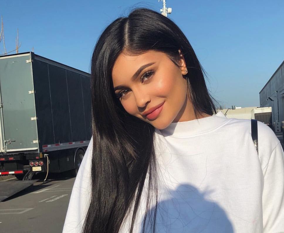 Kylie Jenner : son interminable routine beauté « simple et naturelle »
