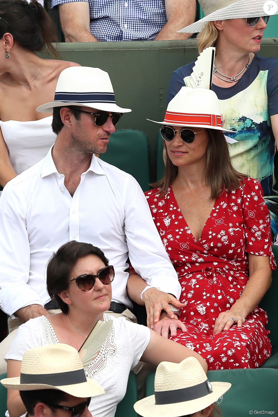 Pippa Middleton enceinte : sa grossesse tout en douceur, Kate Middleton ne peut pas en dire autant !