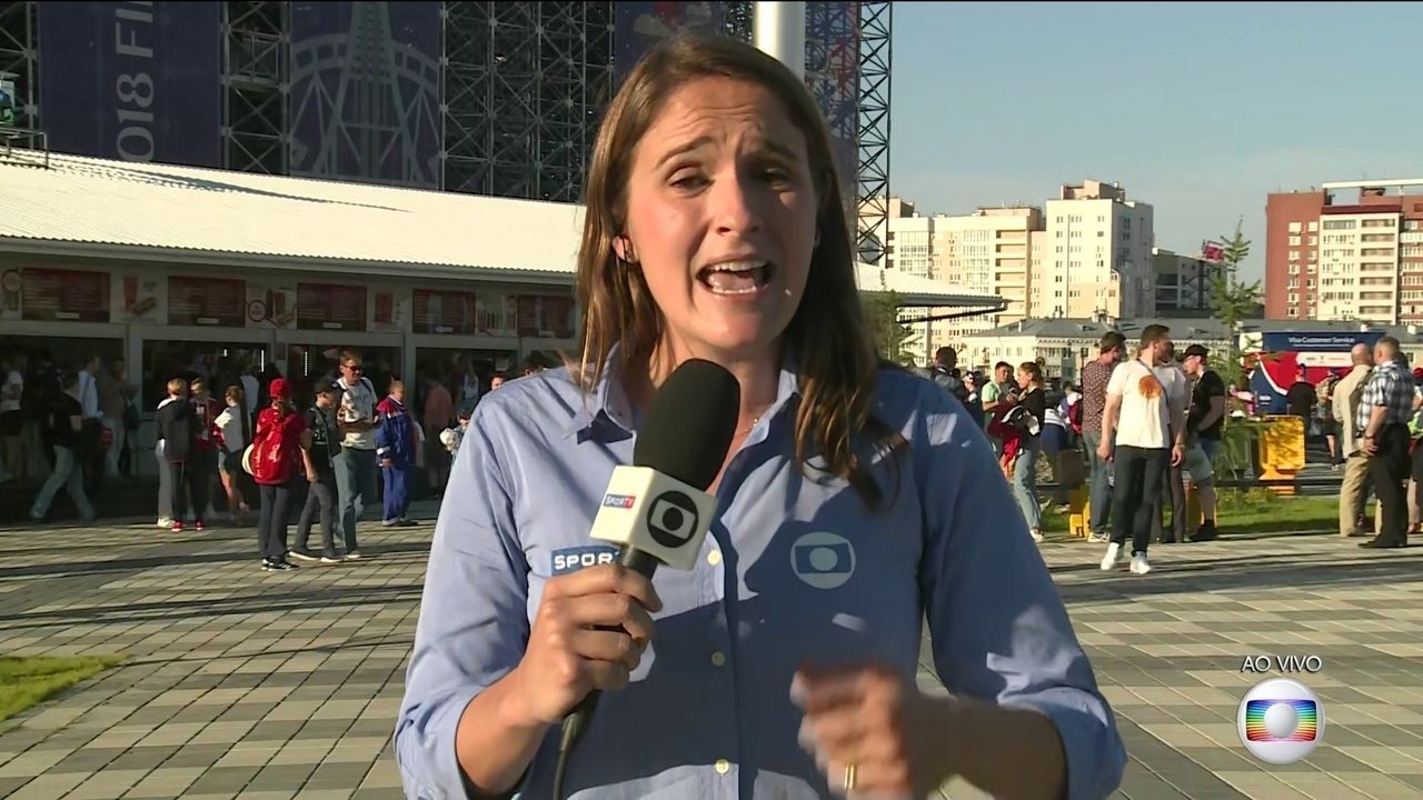 Coupe du monde 2018 : Une journaliste repousse un supporter qui essaie de l'embrasser