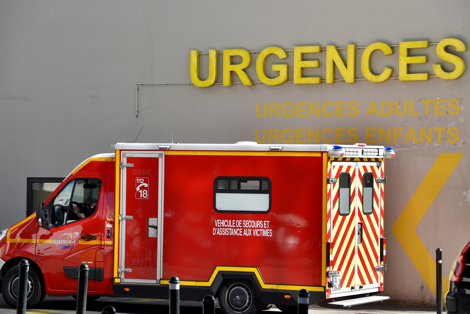 Angers : Une femme de 93 ans traînée sur une cinquantaine de mètres par une camionnette