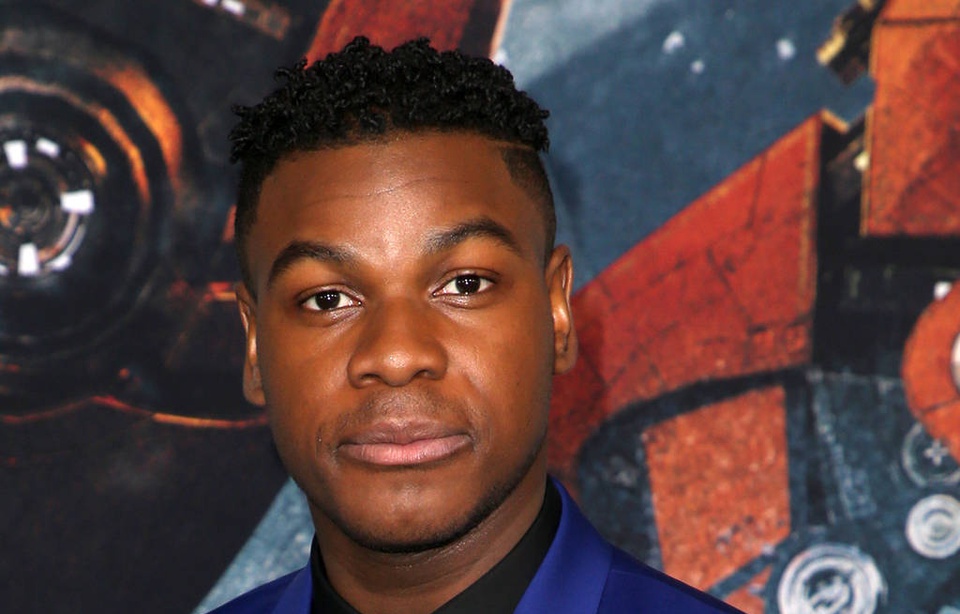 John Boyega demande aux fans de Star Wars d'arrêter le harcèlement