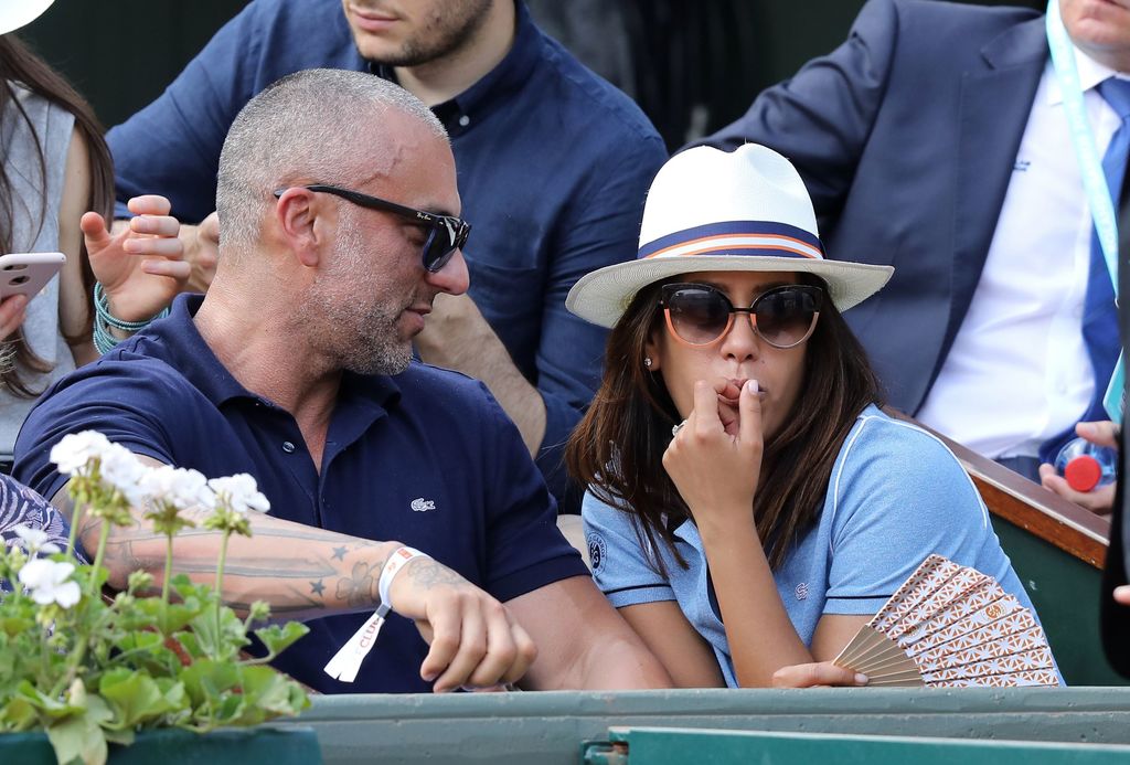 Amel Bent "in love" de son mari Patrick Antonelli : Les photos du couple très complice à Roland Garros