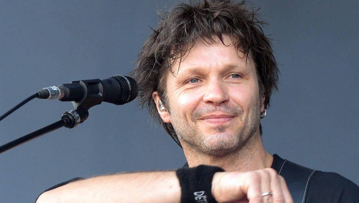 Bertrand Cantat en plein concert : Il « emmerde » ses détracteurs !