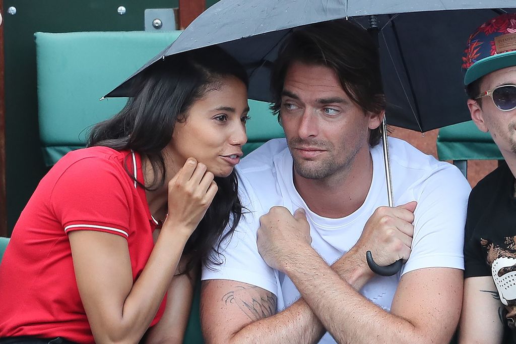 Camille Lacourt et Hajiba Fahmy très complices : Le couple de "Danse avec les stars" se retrouve à Roland-Garros