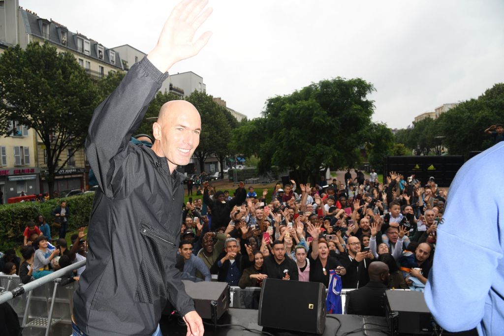 A trois jours du Mondial 2018, les champions du monde de 98 se revoient pour l'inauguration d'un stade