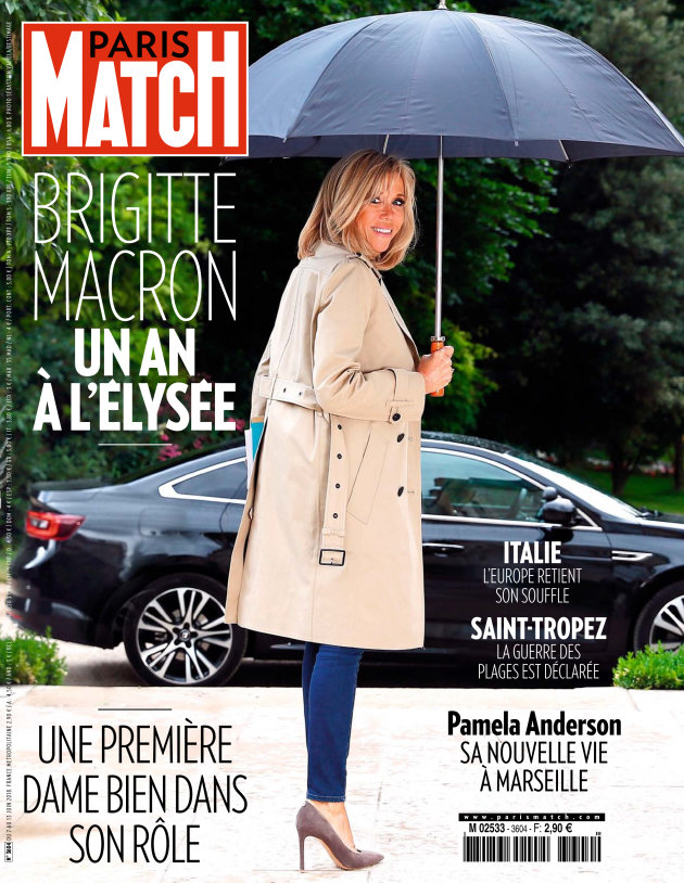 Brigitte Macron où l'épopée du pied disparu à la Une de Paris Match !