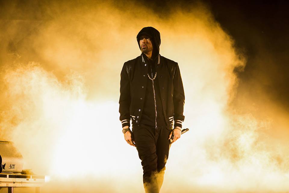 Eminem : Un bruit d’arme à feu déclenche une vague de panique en plein concert !