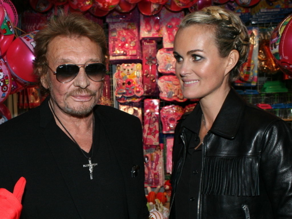 "Laeticia Hallyday, sa vie sans Johnny" : Pourquoi Laeticia ne pouvait pas se couper les cheveux...