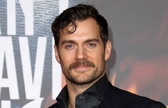 Après Superman, Henry Cavill veut incarner James Bond !